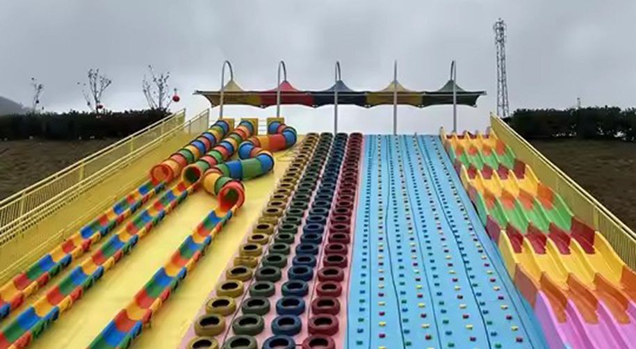 يقود Slide World ترقية الملاعب الخارجية، وأصبحت مرافق التسلق والانزلاق المتكا...